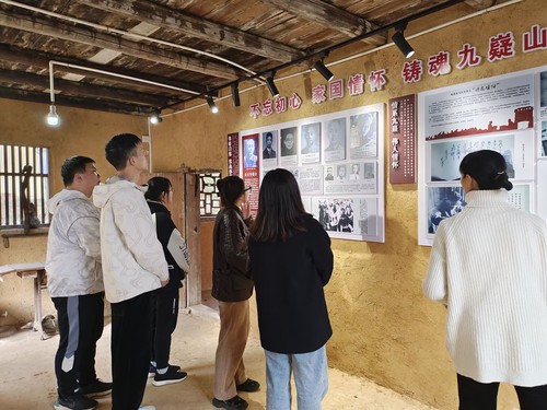 E22312CD1BB693380E47885BE59D40D8