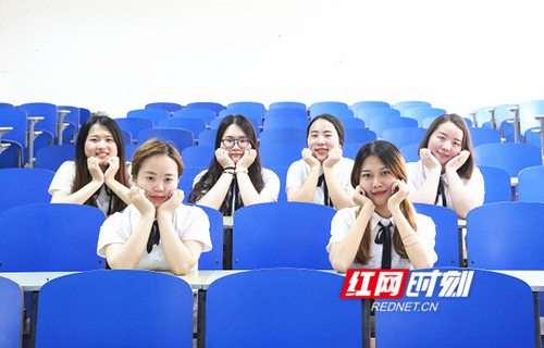 九游在线一学霸宿舍5名女生考研成功